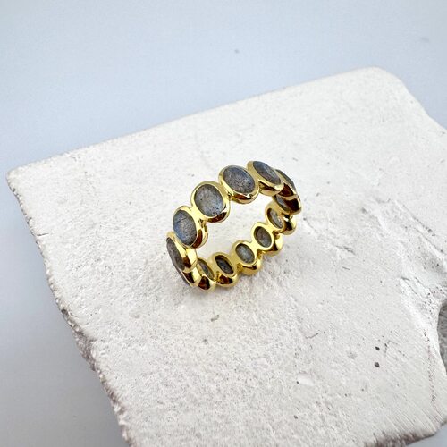 Кольцо с лабрадоритом из серебра 925 пробы