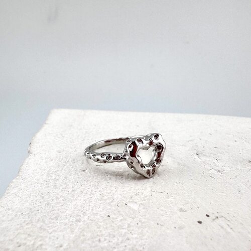 Кольцо из серебра 925 пробы