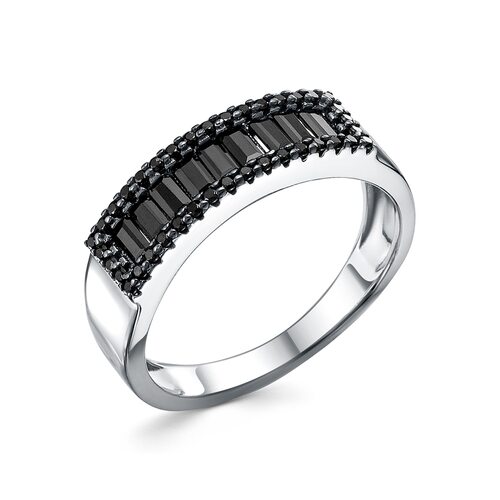 Кольцо со шпинелью из серебра 925 пробы