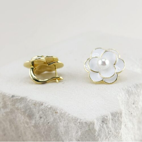 Серьги "Цветы" с перламутром и эмалью из серебра 925 пробы с позолотой