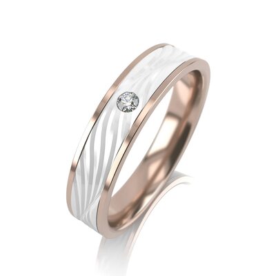 Кольцо обручальное с бриллиантом и керамикой из золота 585 пробы