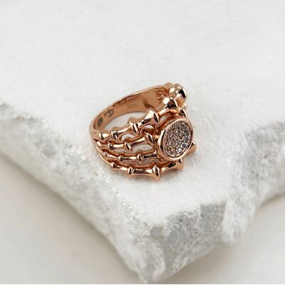 Кольцо с фианитами из серебра 925 пробы с позолотой