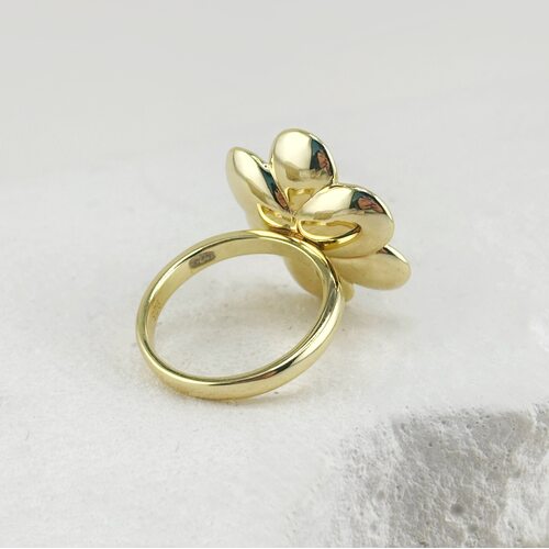 Кольцо "Цветок" с перламутром и эмалью из серебра 925 пробы с позолотой