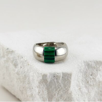 Кольцо с малахитом из серебра 925 пробы