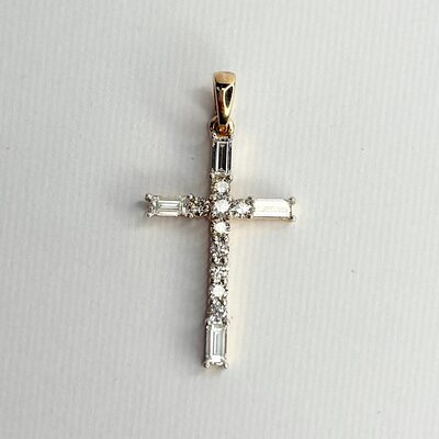 Декоративный крест с бриллиантами из золота 585 пробы