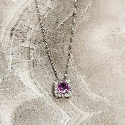 Колье с сапфиром и бриллиантами из белого золота 585 пробы