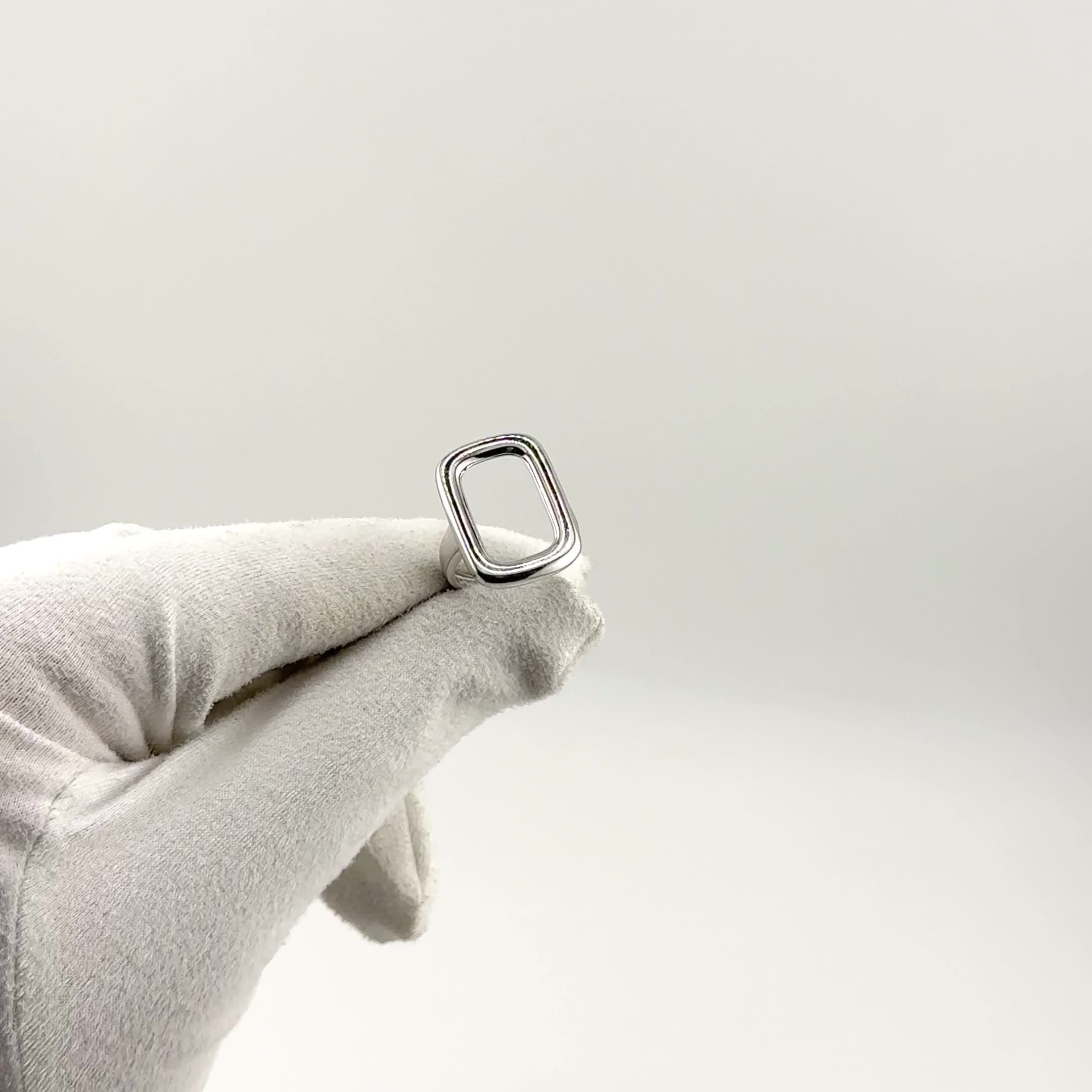 Кольцо из белого золота 585 пробы арт. 001-0555-0000-031