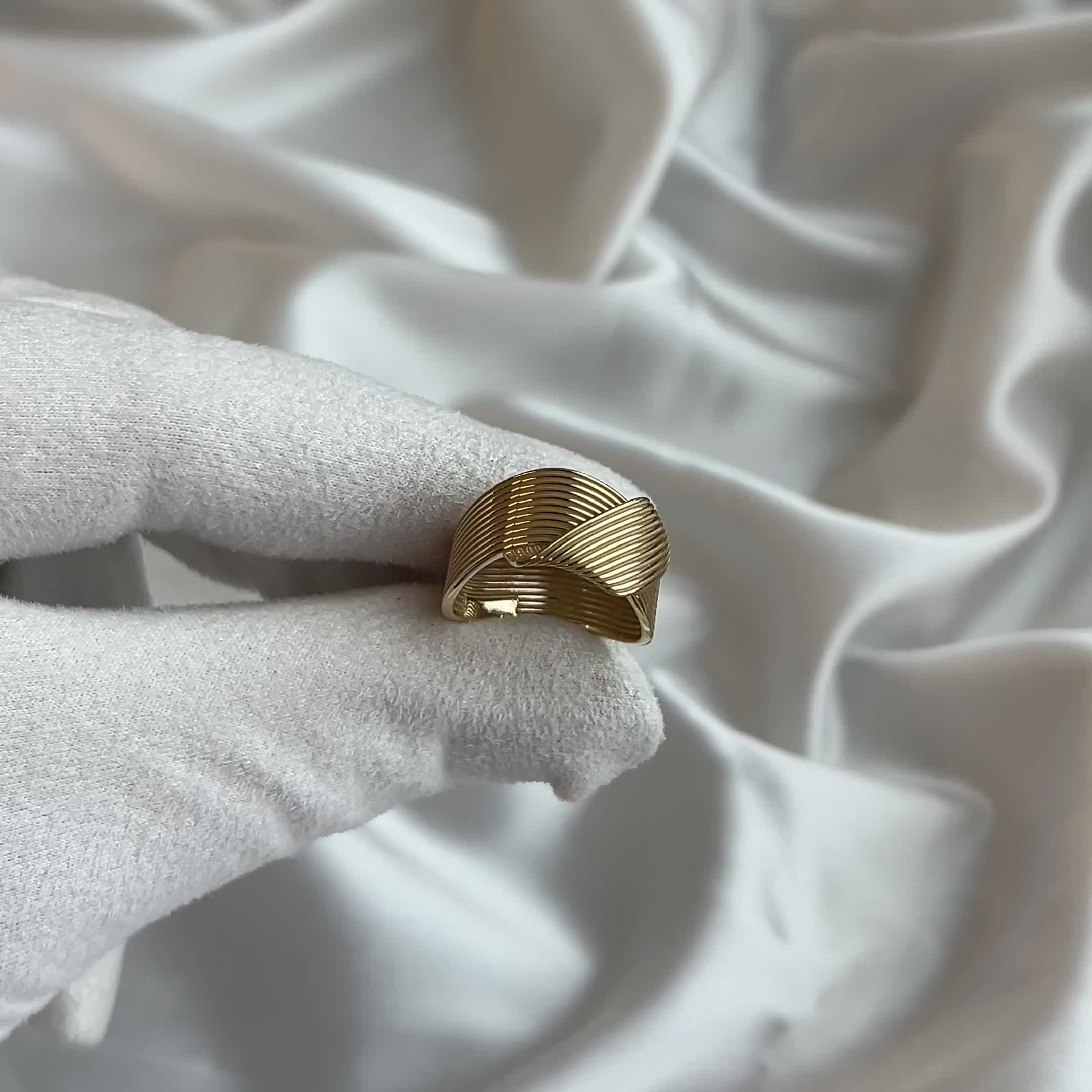 Кольцо из желтого золота 585 пробы арт. 00179-10-030001-00