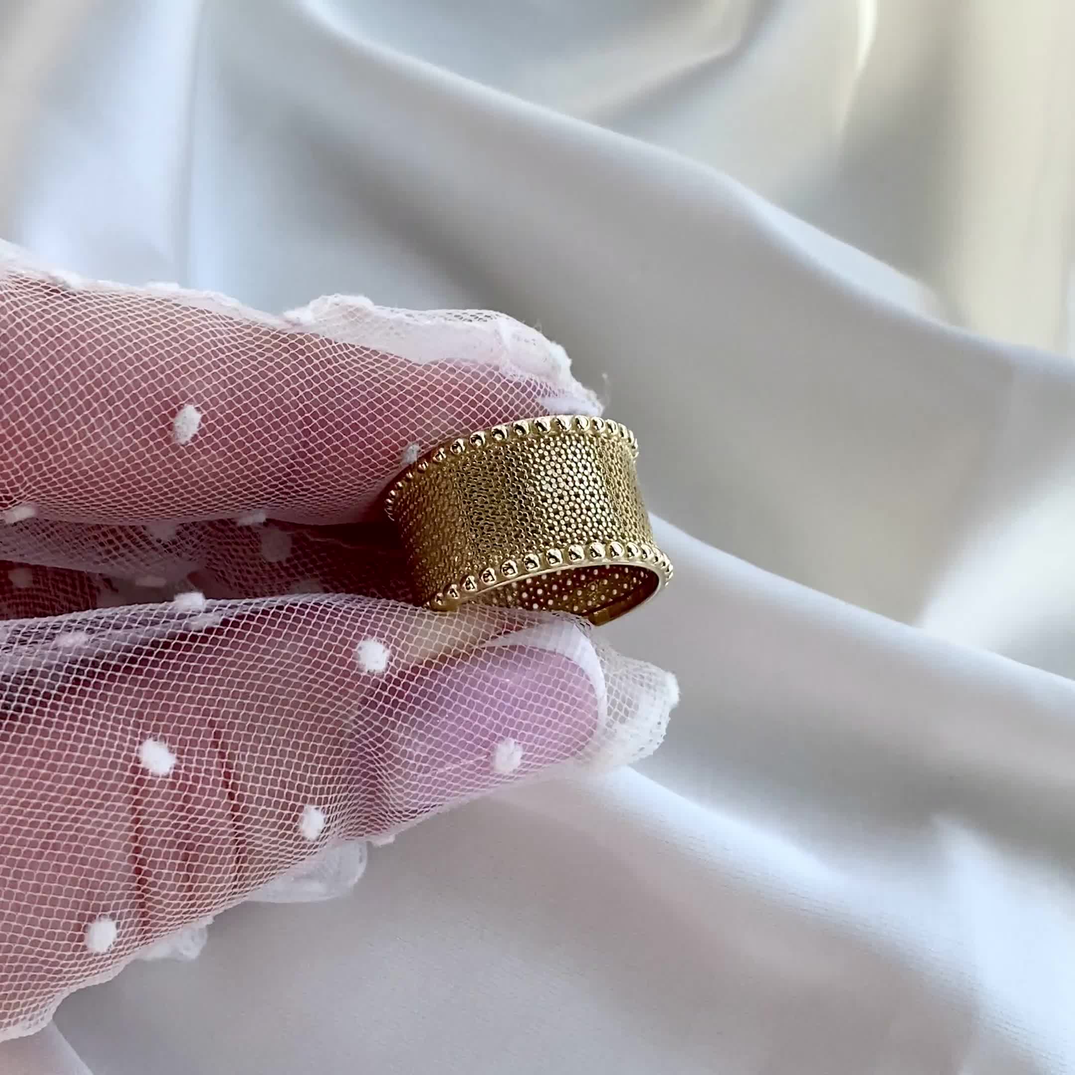 Кольцо из желтого золота 585 пробы арт. 00255-11-030001-00