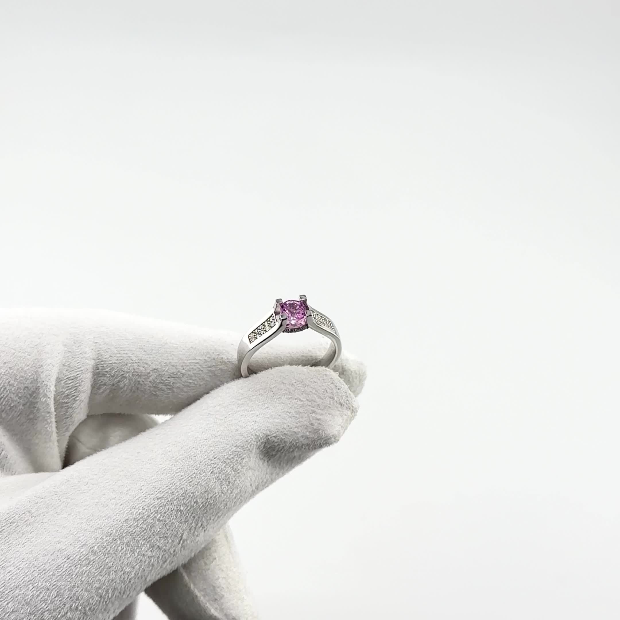 Кольцо с сапфиром и бриллиантами из белого золота 585 пробы арт. 01-02066-03-196-01-03