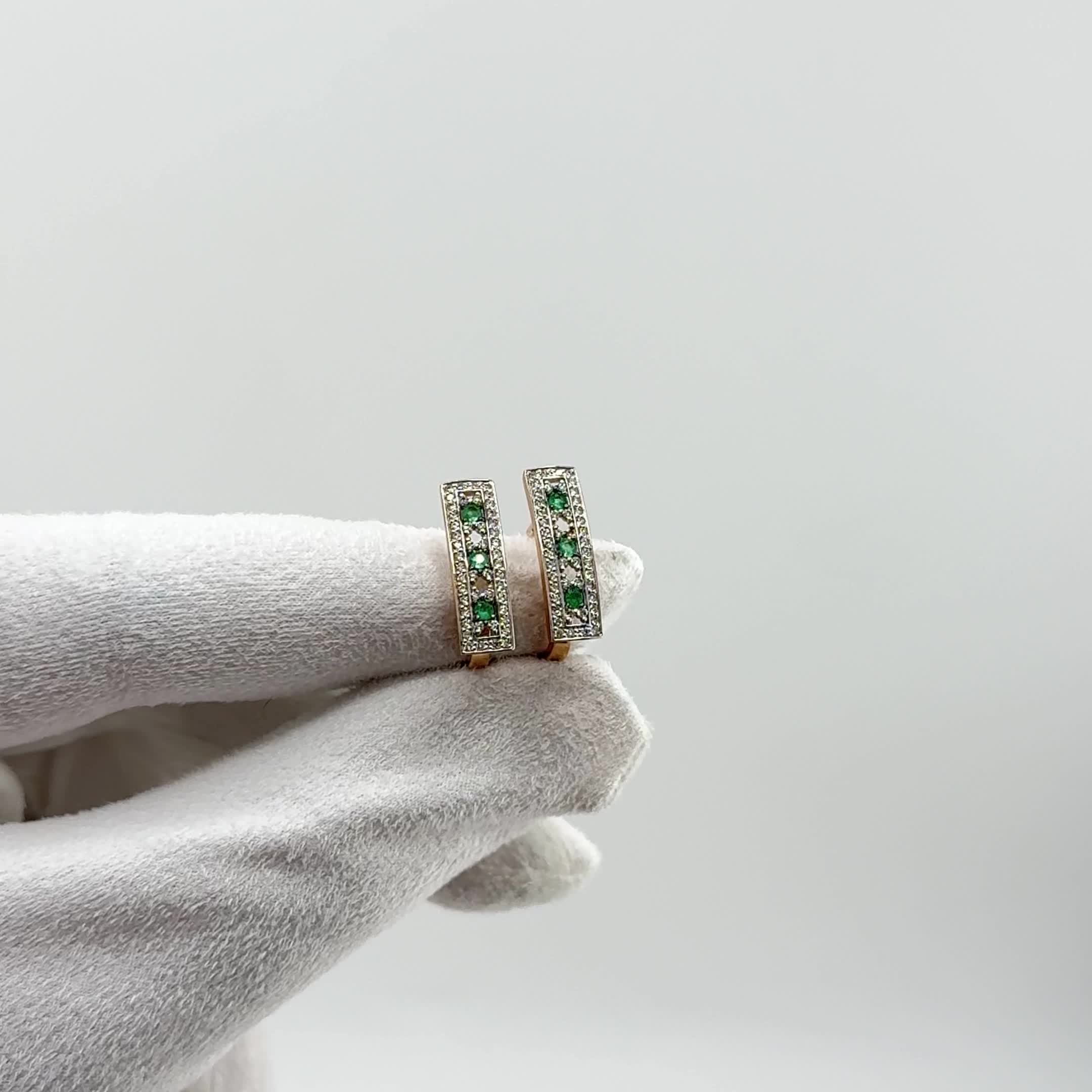 Серьги с изумрудами и бриллиантами из золота 585 пробы арт. 02-P0016-01-010-01-02