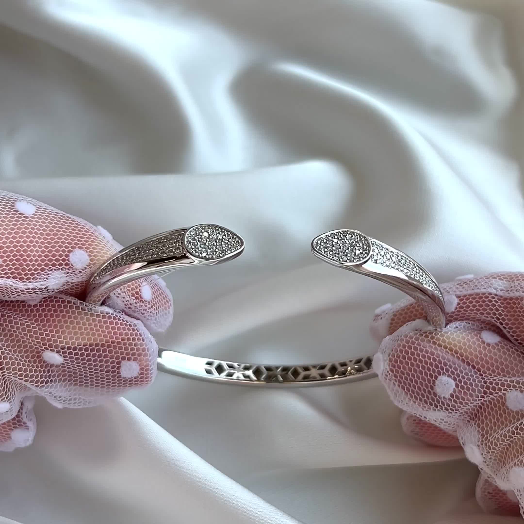 Браслет с бриллиантами из белого золота 585 пробы арт. 05-P0221-03-001-07-03