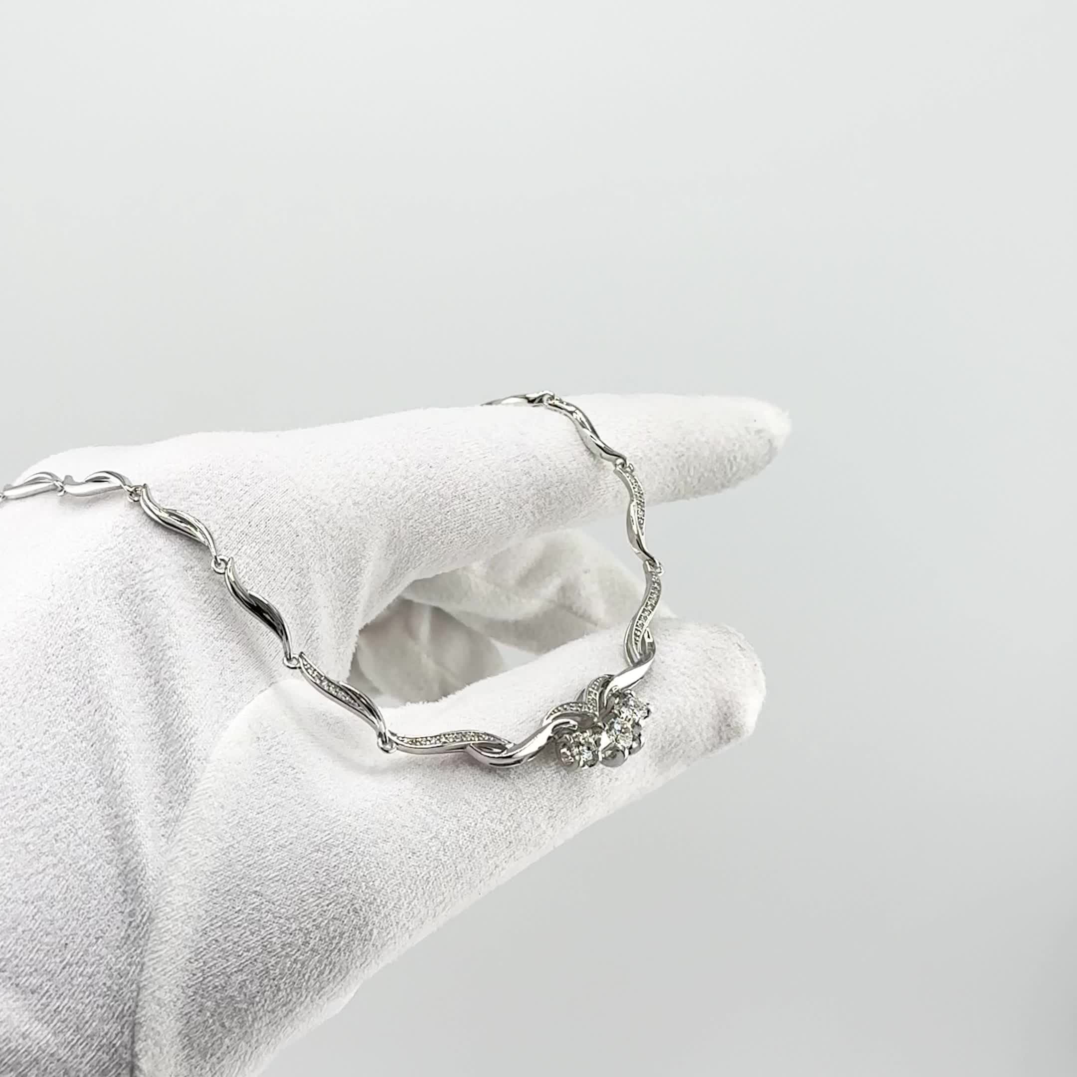 Колье с бриллиантами из белого золота 585 пробы арт. 06-00034-03-001-01-03