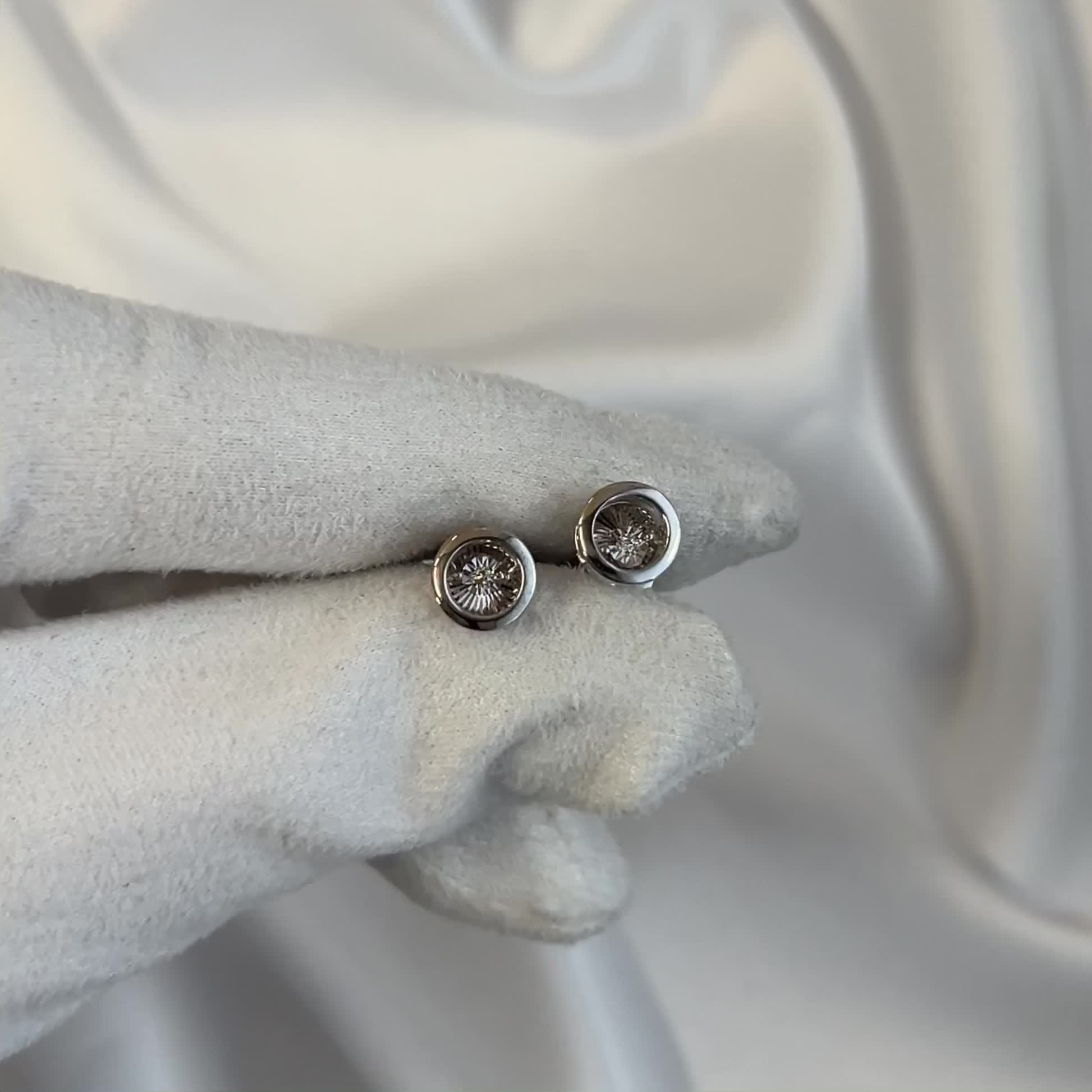 Пусеты c танцующими бриллиантами из белого золота 585 пробы арт. 09-02996-03-001-02-03