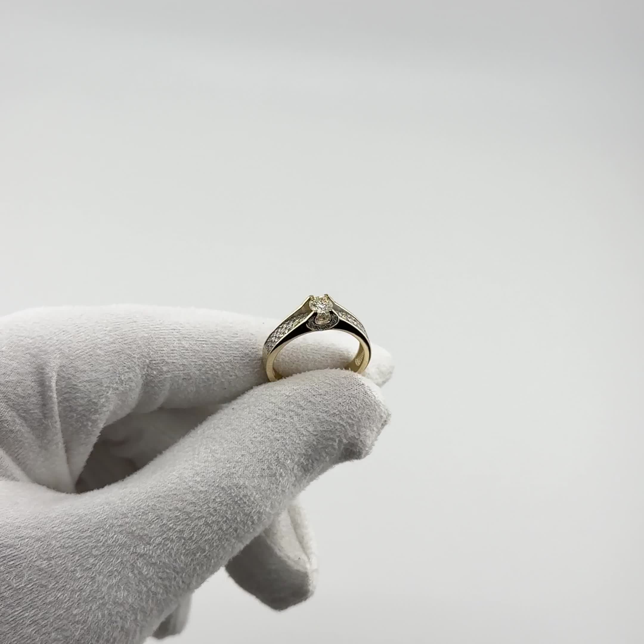 Кольцо с бриллиантами из желтого золота 585 пробы арт. 1-2129-10900