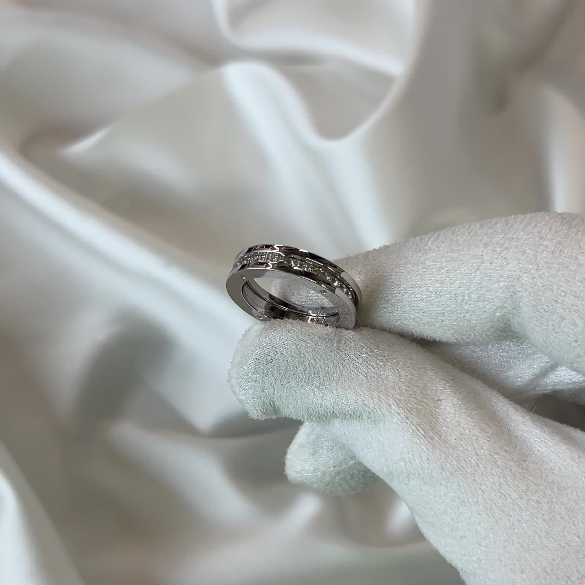 Кольцо с бриллиантами из белого золота 585 пробы арт. 1005-1200