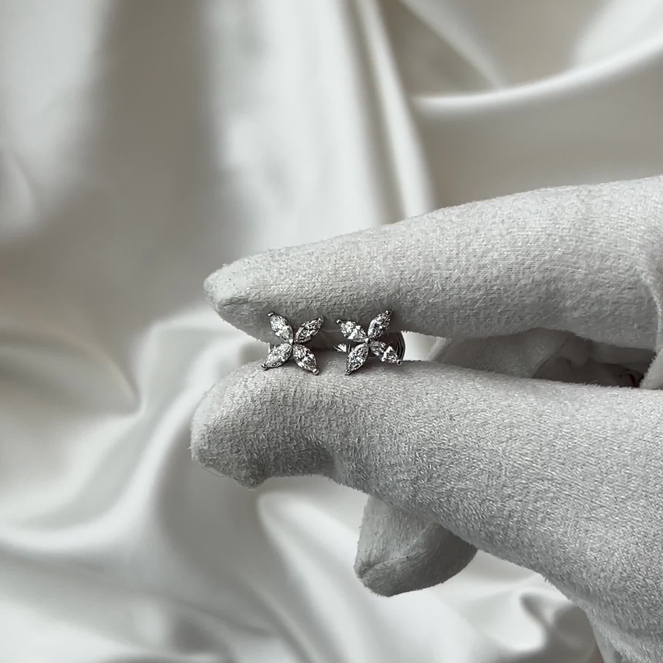 Серьги с бриллиантами из белого золота 585 пробы арт. 1022271-3