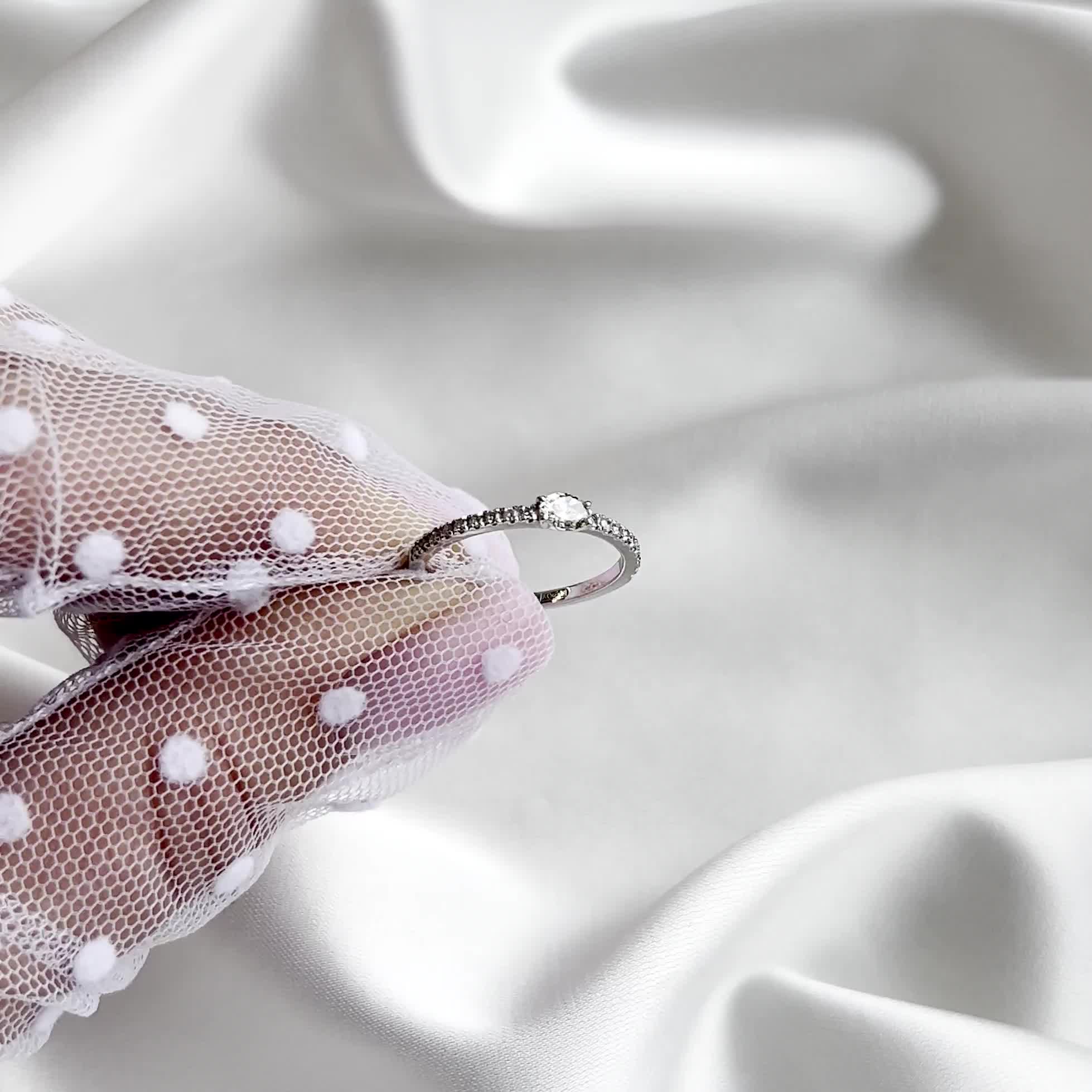 Кольцо с бриллиантами из белого золота 585 пробы арт. 11-11899-10900