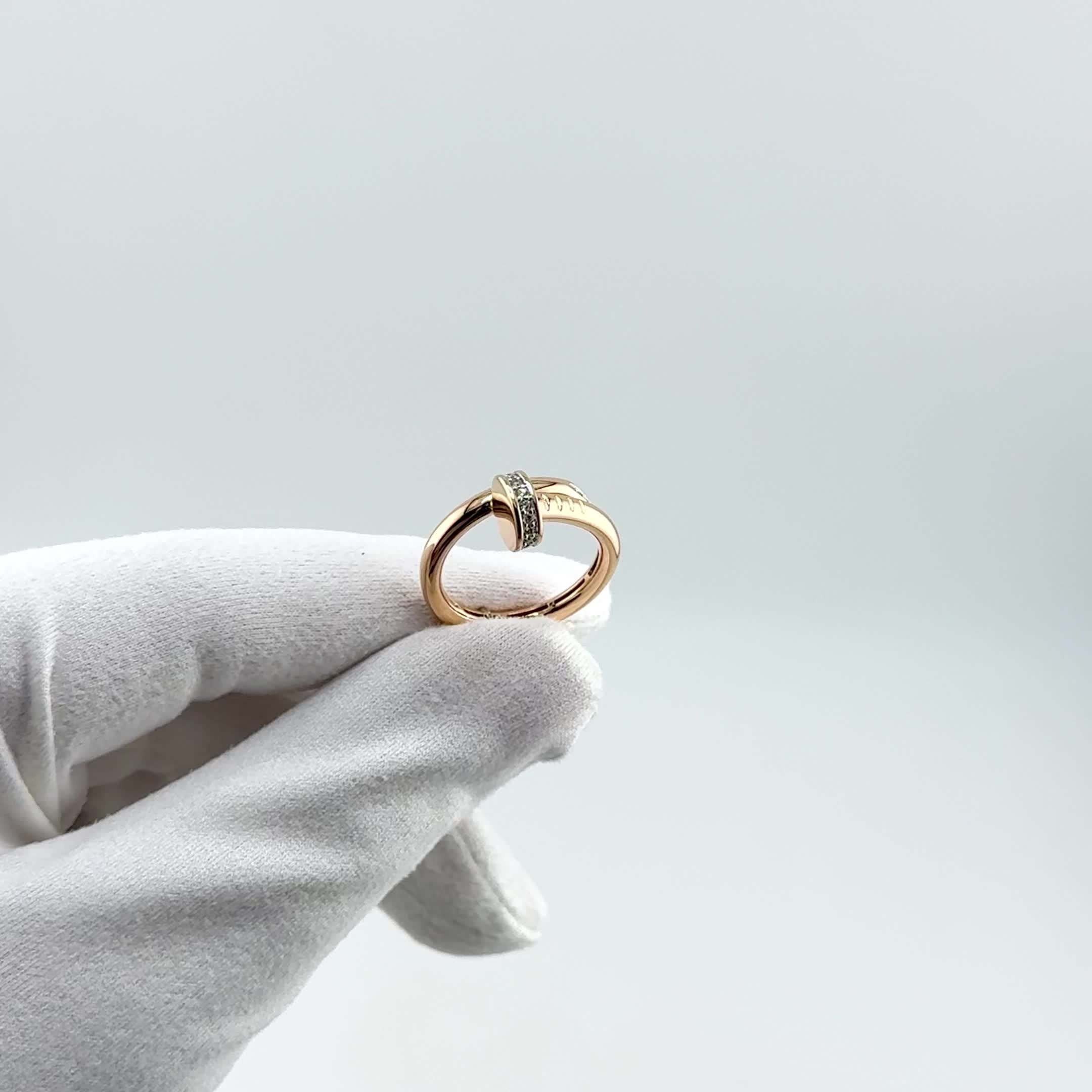 Кольцо "Гвоздь" с фианитами из золота 585 пробы арт. 110329