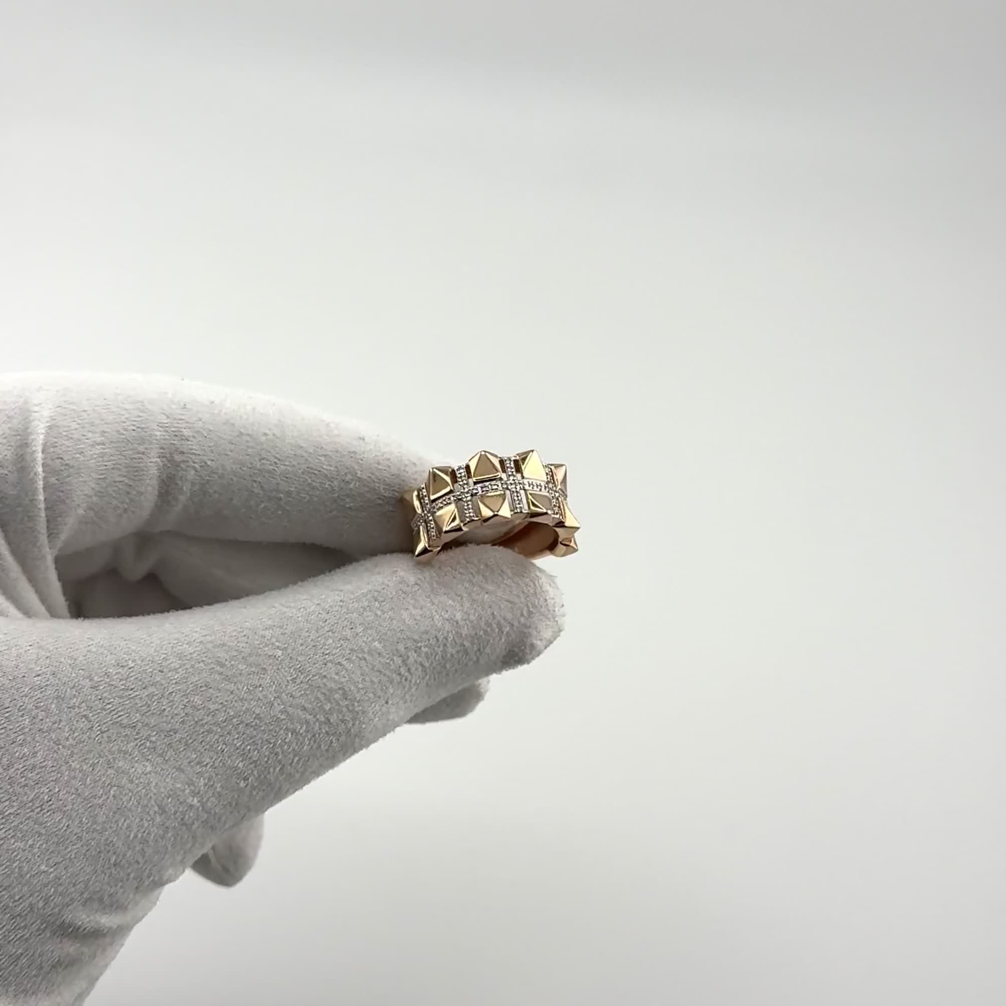 Кольцо с фианитами из золота 585 пробы арт. 110777