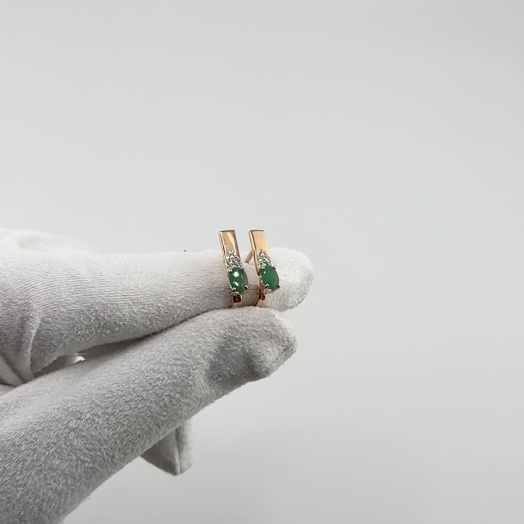 Серьги с изумрудами и бриллиантами из золота 585 пробы арт. 12-01751-1200