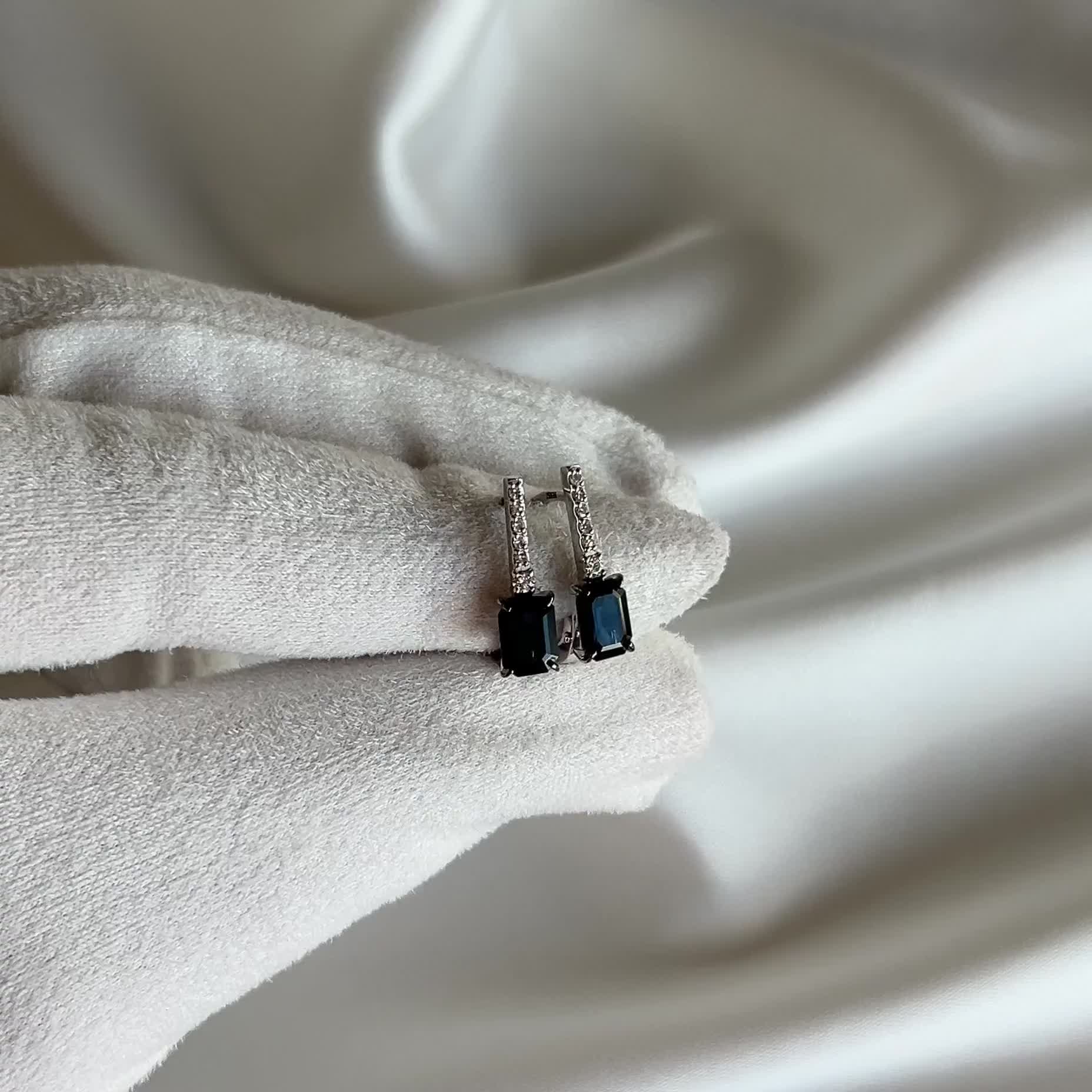 Серьги с сапфирами и бриллиантами из белого золота 585 пробы арт. 12-11808-1100