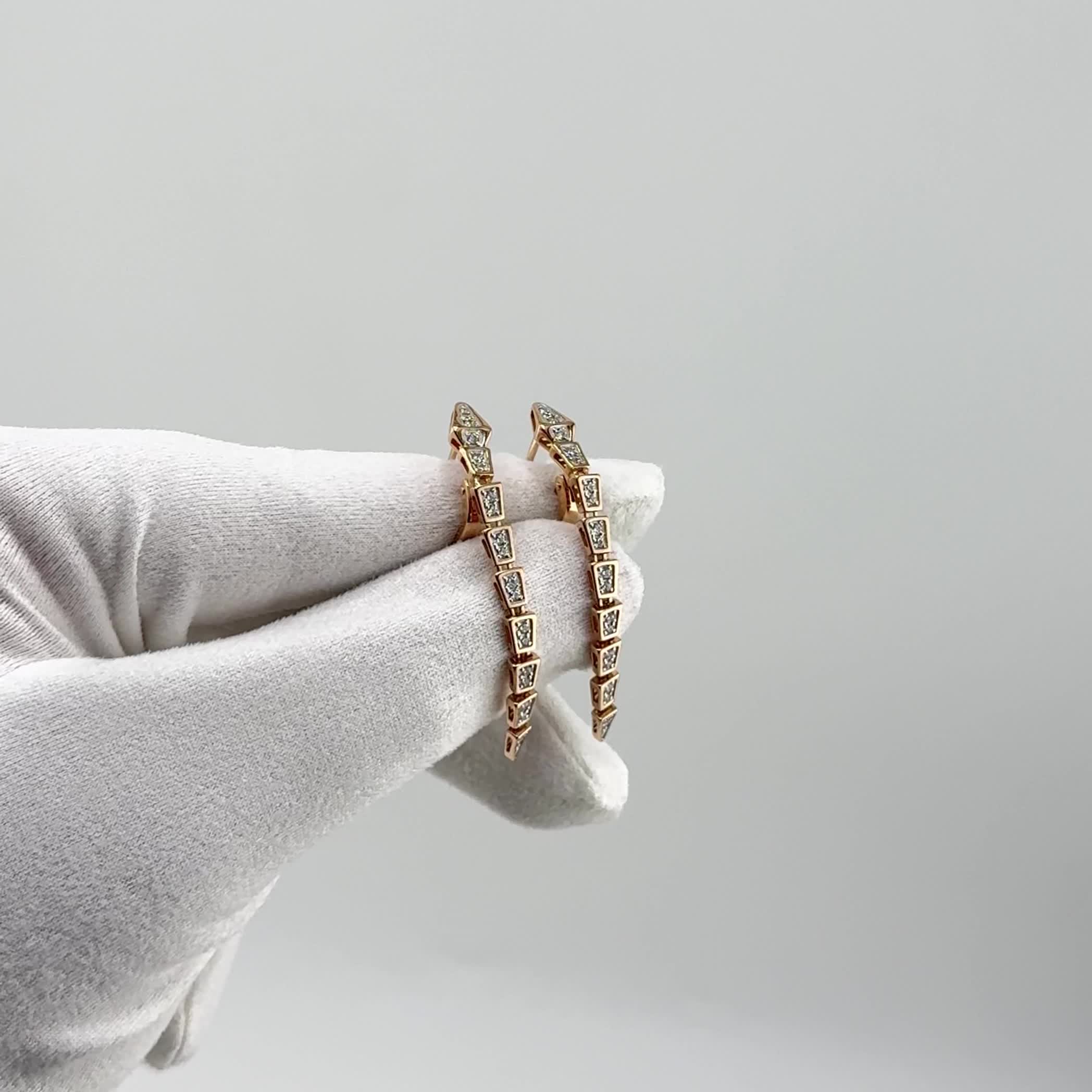 Серьги с фианитом из золота 585 пробы арт. 120361