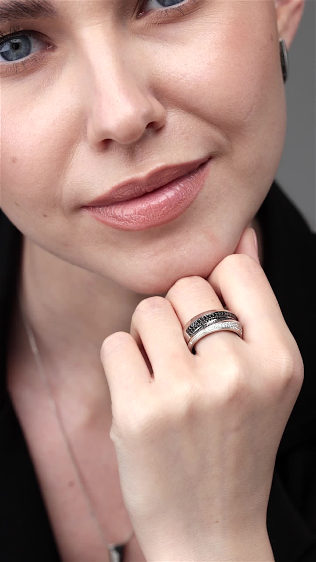 Кольцо с бриллиантами из белого золота 585 пробы арт. 16212-213