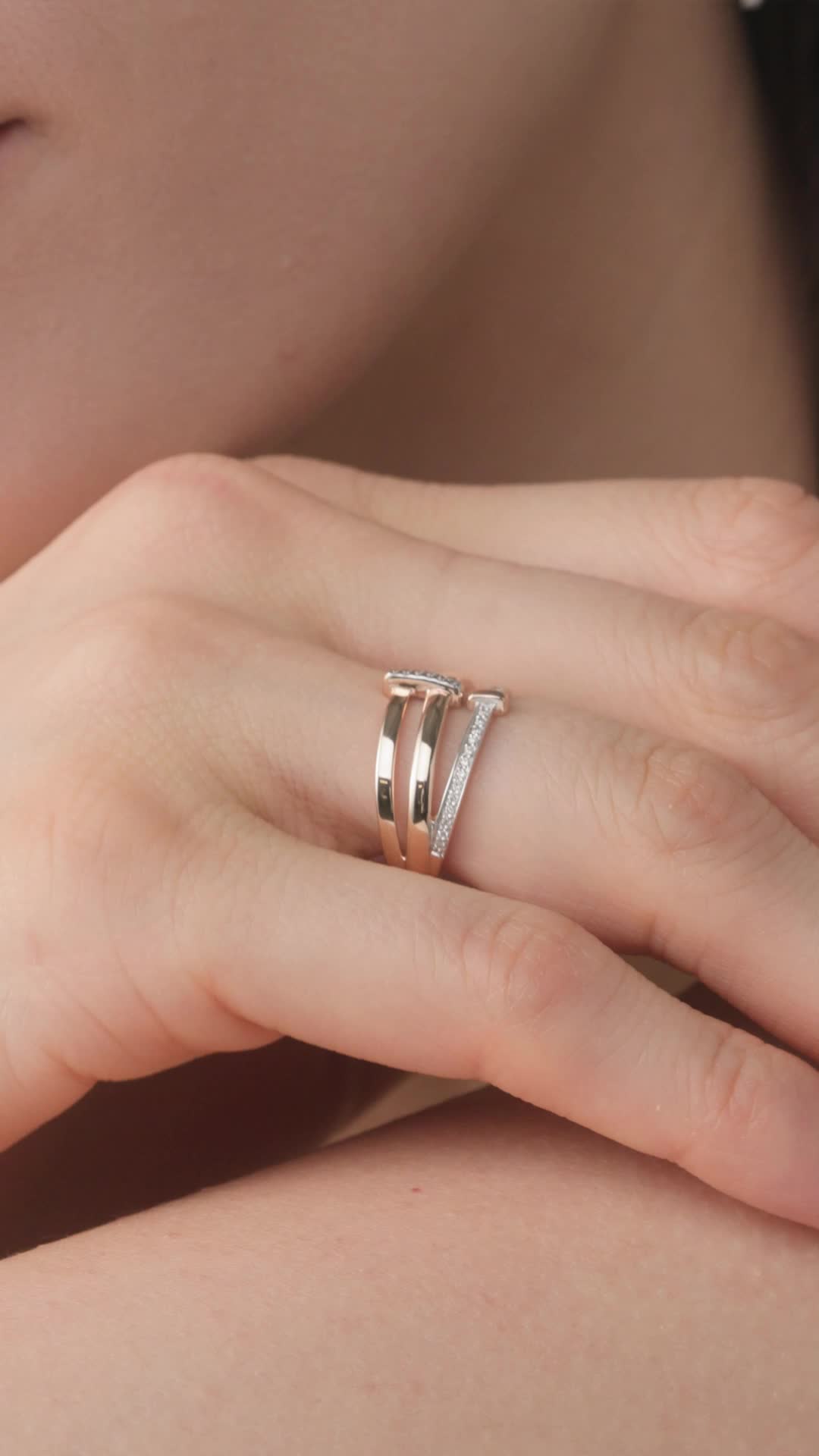 Кольцо с бриллиантами из золота 585 пробы арт. 16420-100