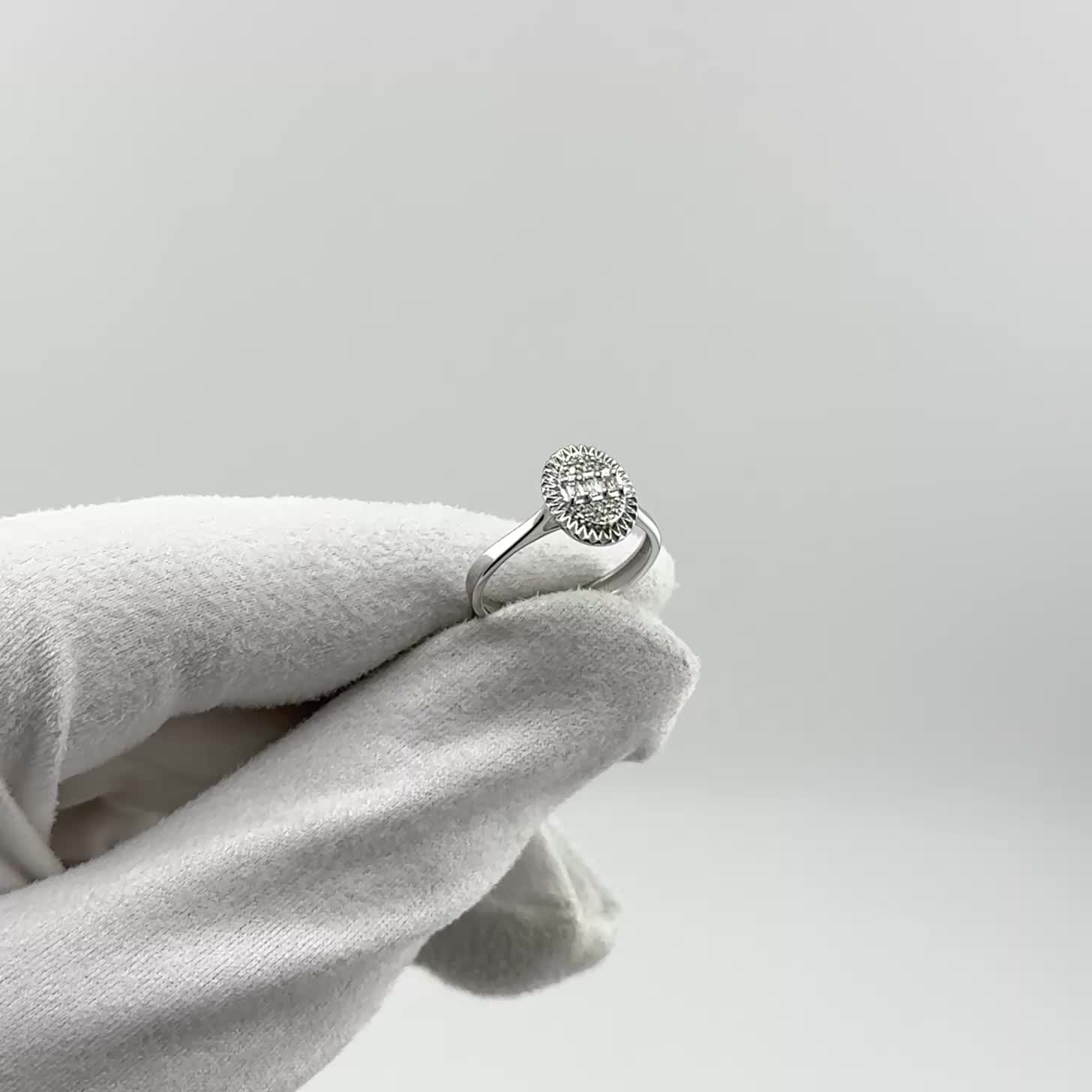 Кольцо с бриллиантами из белого золота 585 пробы арт. 16651-200