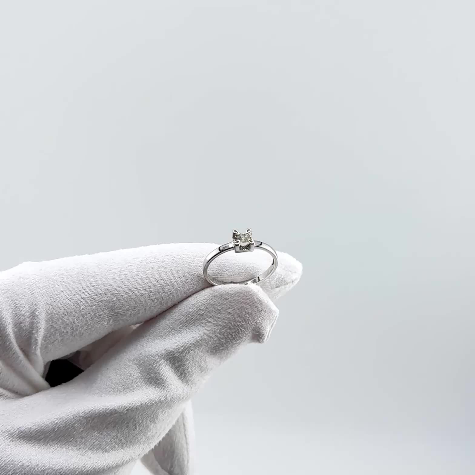 Кольцо с бриллиантами из белого золота 585 пробы арт. 16659-200