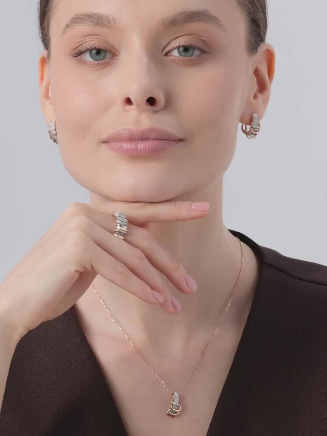 Кольцо с бриллиантами из золота 585 пробы арт. 16666-100