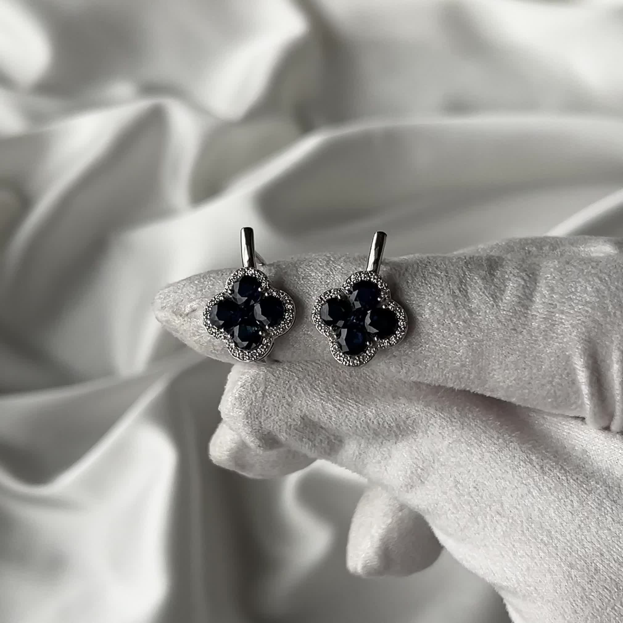 Серьги "Клевер" с сапфирами и бриллиантами из золота 585 пробы арт. 20212-20-02