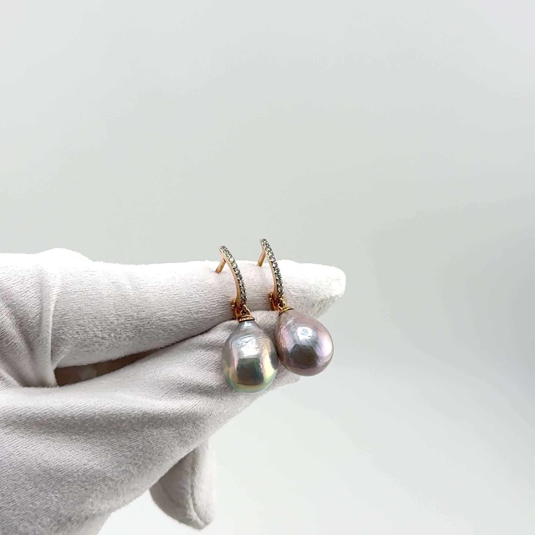 Серьги с барочным жемчугом и фианитами из золота 585 пробы арт. 21801907