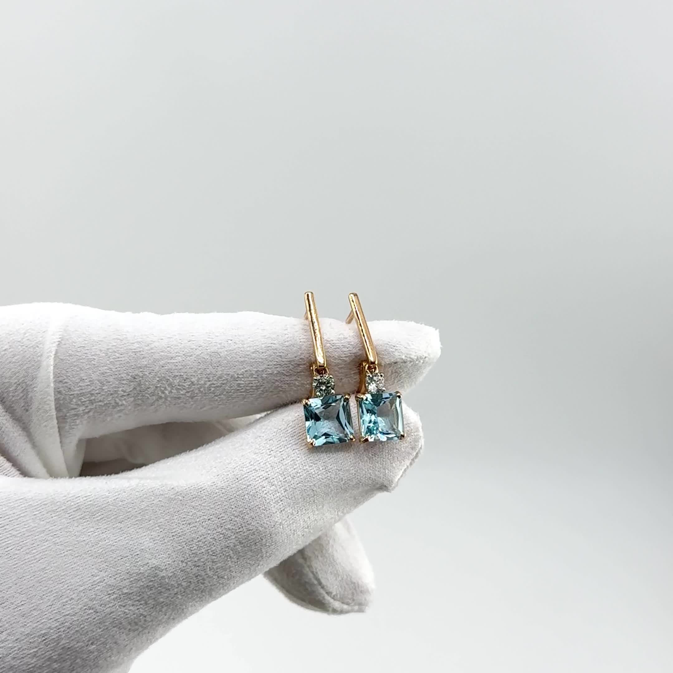 Серьги с гранатом/топазом и фианитами из золота 585 пробы арт. 21804530