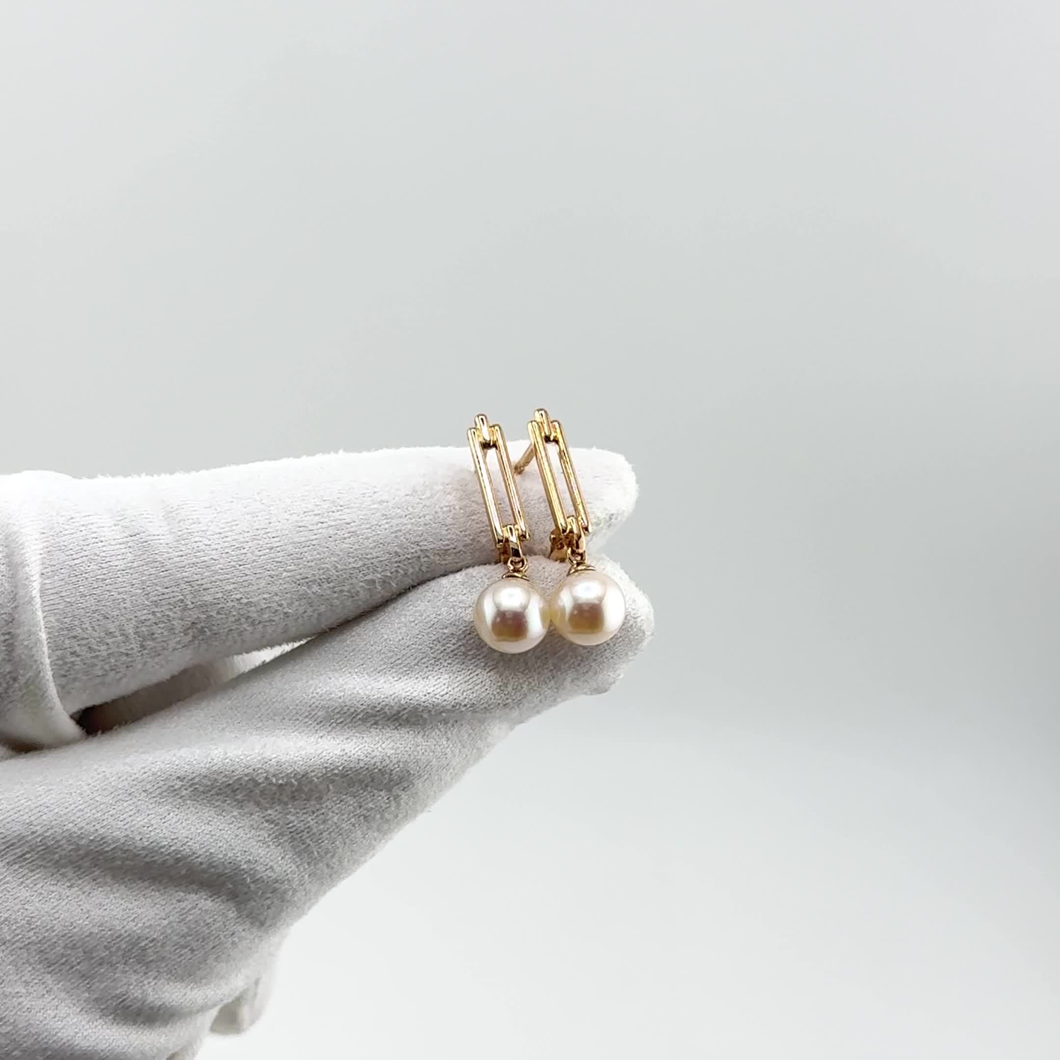 Серьги с жемчугом из золота 585 пробы арт. 21805422