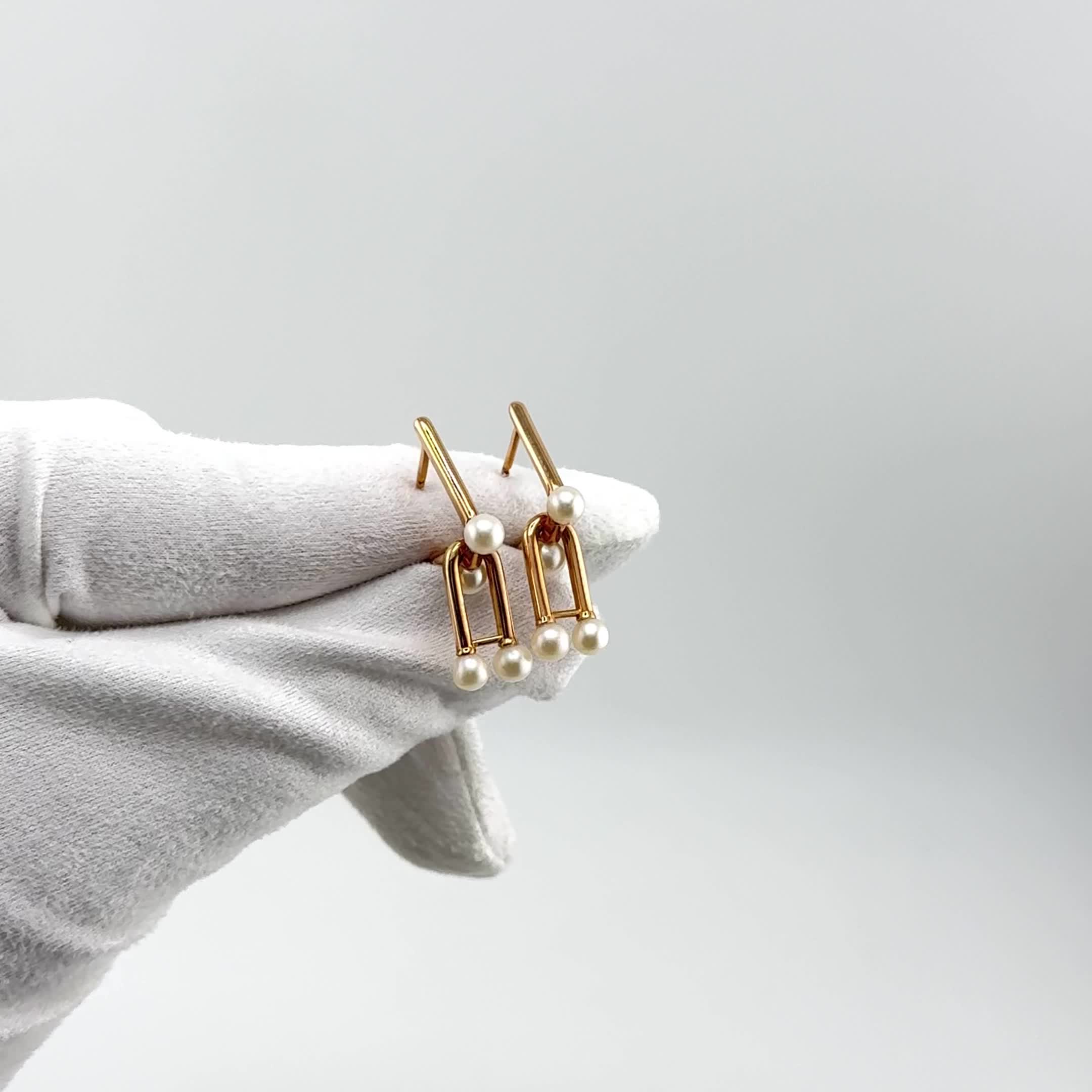 Серьги с жемчугом из золота 585 пробы арт. 21805428