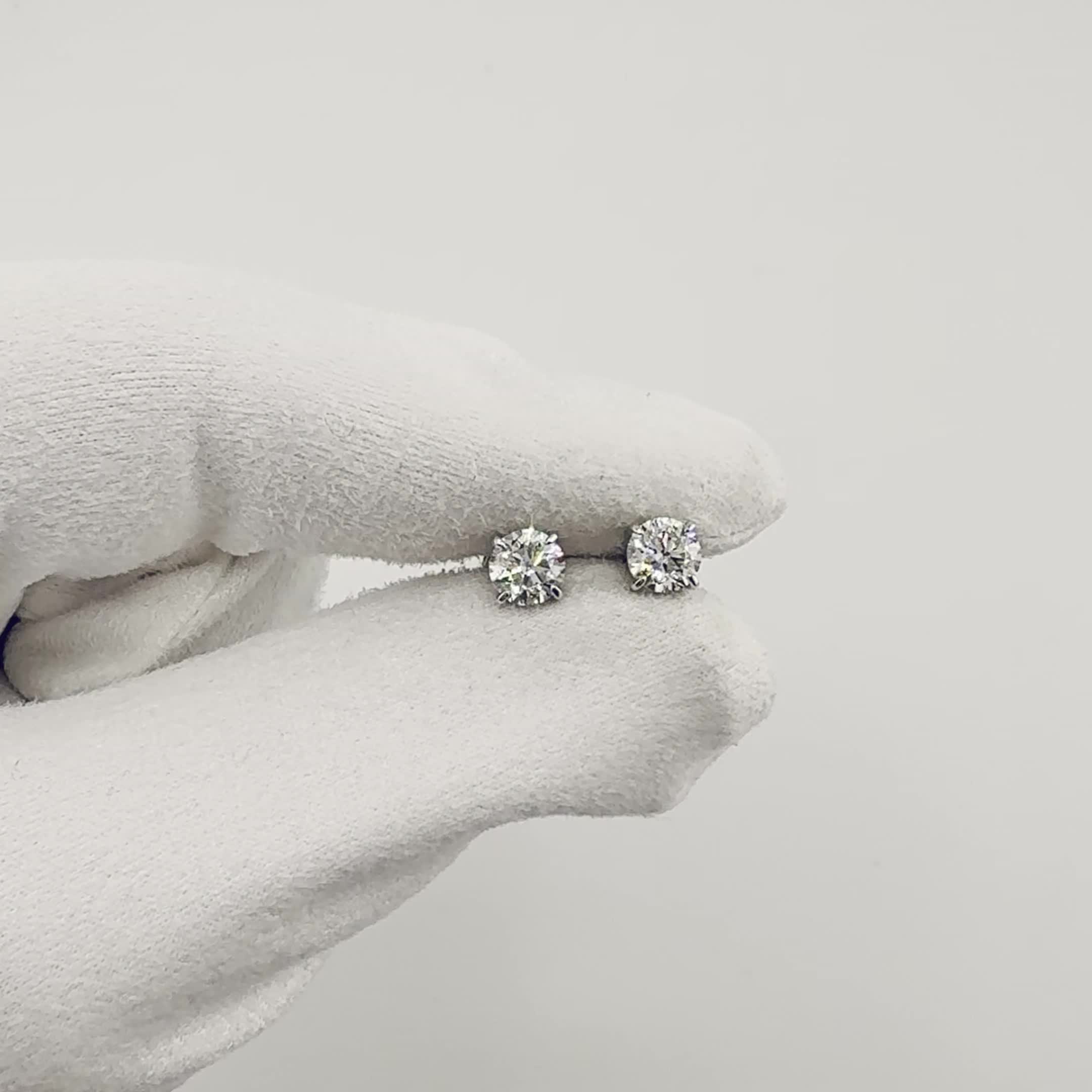 Серьги с бриллиантами 1,4ct из белого золота 750 пробы арт. 24320-5Б7