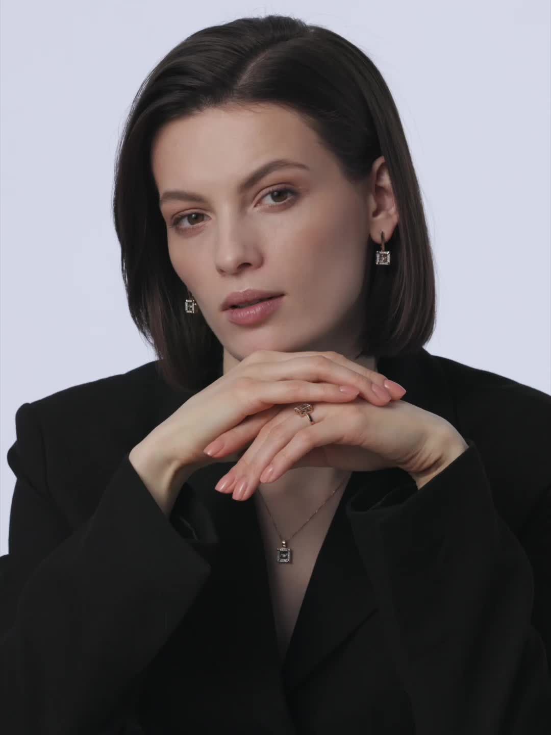 Серьги с танцующими бриллиантами из золота 585 пробы арт. 24322-100