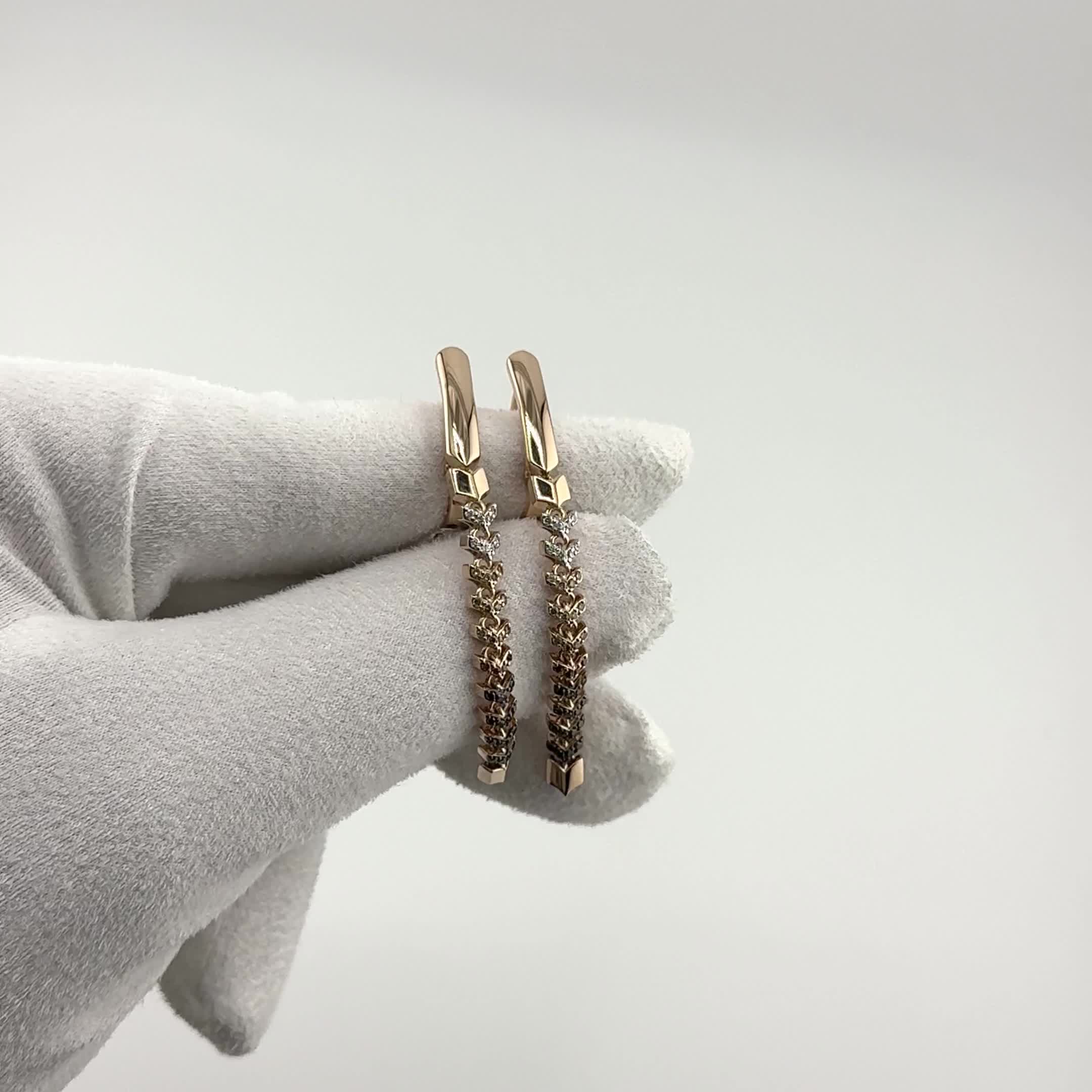 Серьги с бриллиантами из золота 585 пробы арт. 25605-118