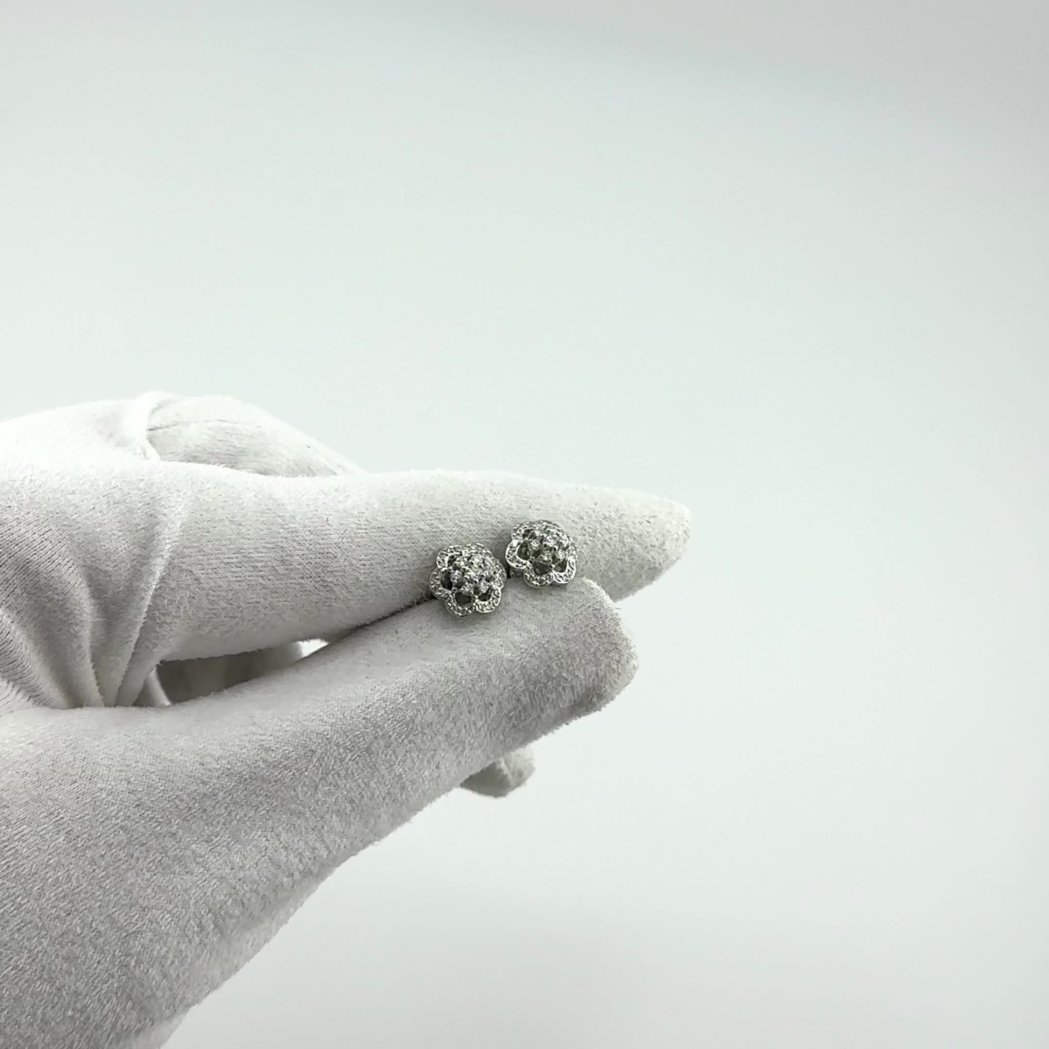 Серьги "Цветы" с бриллиантами из белого золота 585 пробы арт. 25703-200