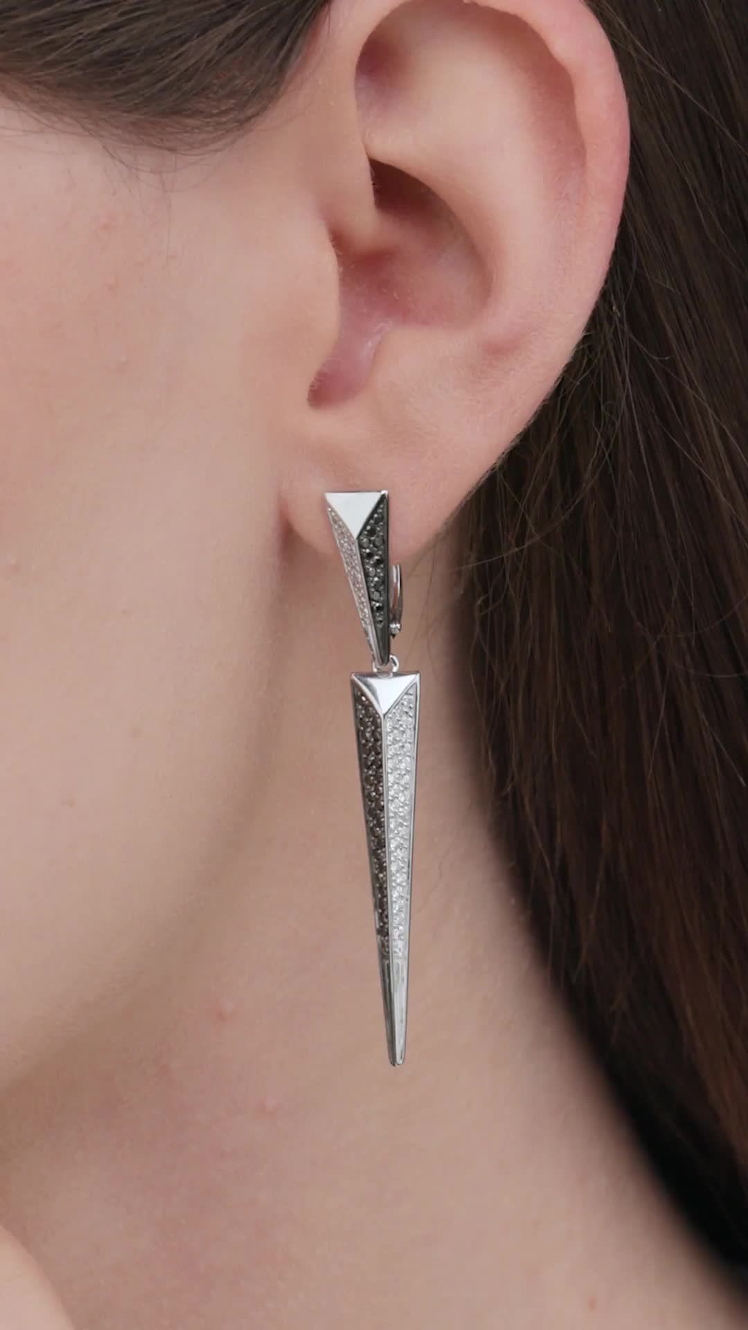 Серьги с бриллиантами из белого золота 585 пробы арт. 26211-213