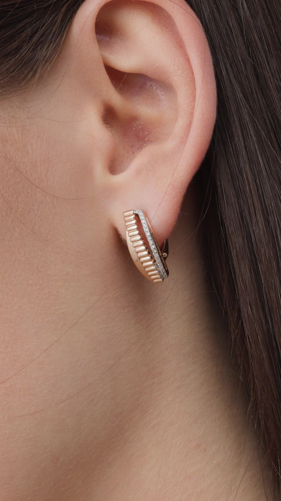 Серьги с бриллианатми из золота 585 пробы арт. 26336-100