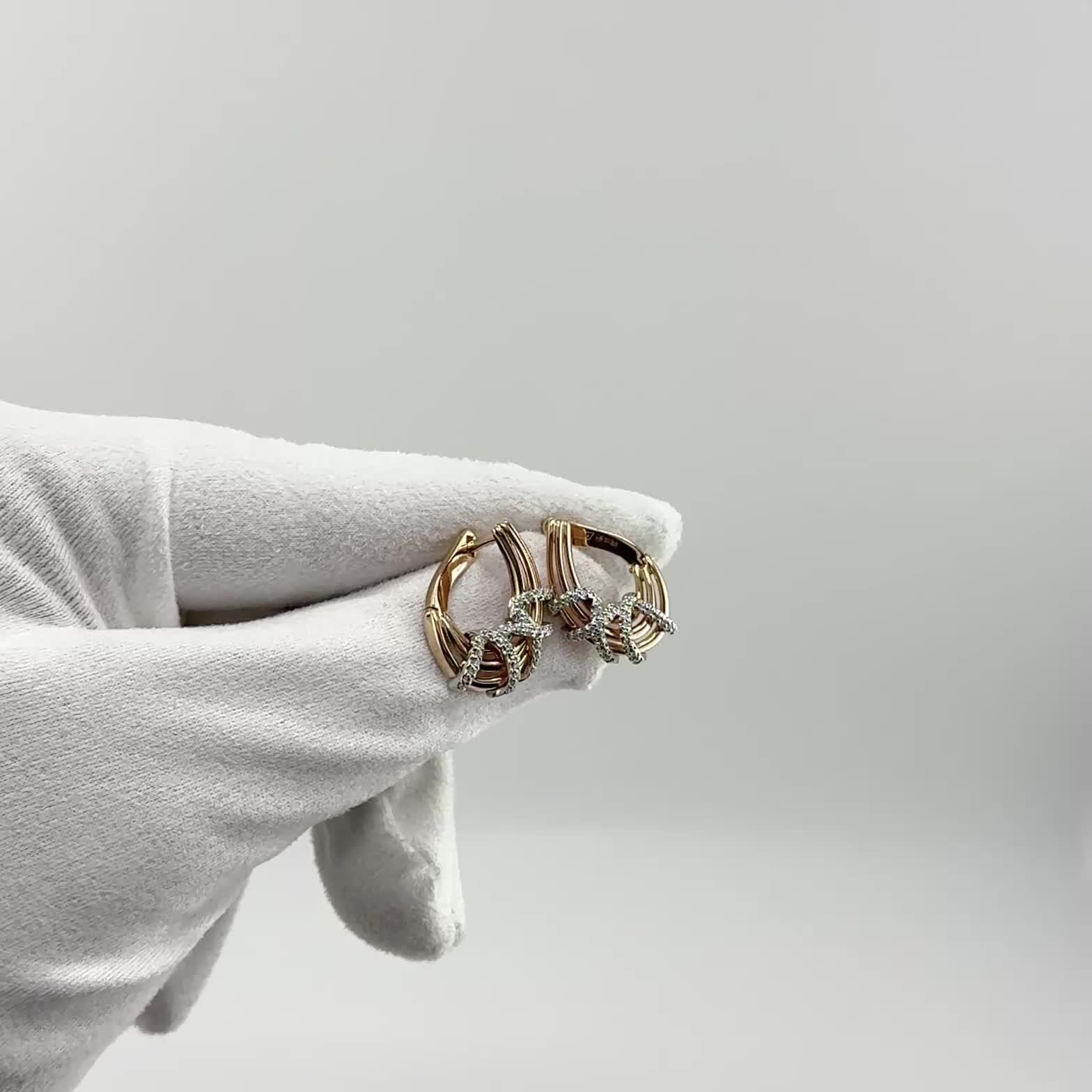 Серьги с бриллиантами из золота 585 пробы арт. 26727-100