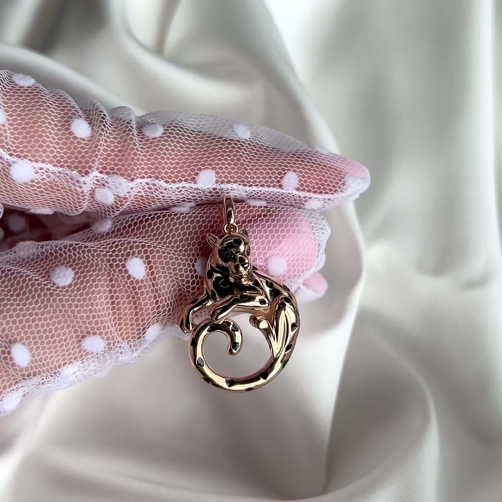 Подвеска "Пантера" с изумрудами и эмалью из золота 585 пробы арт. 3030202