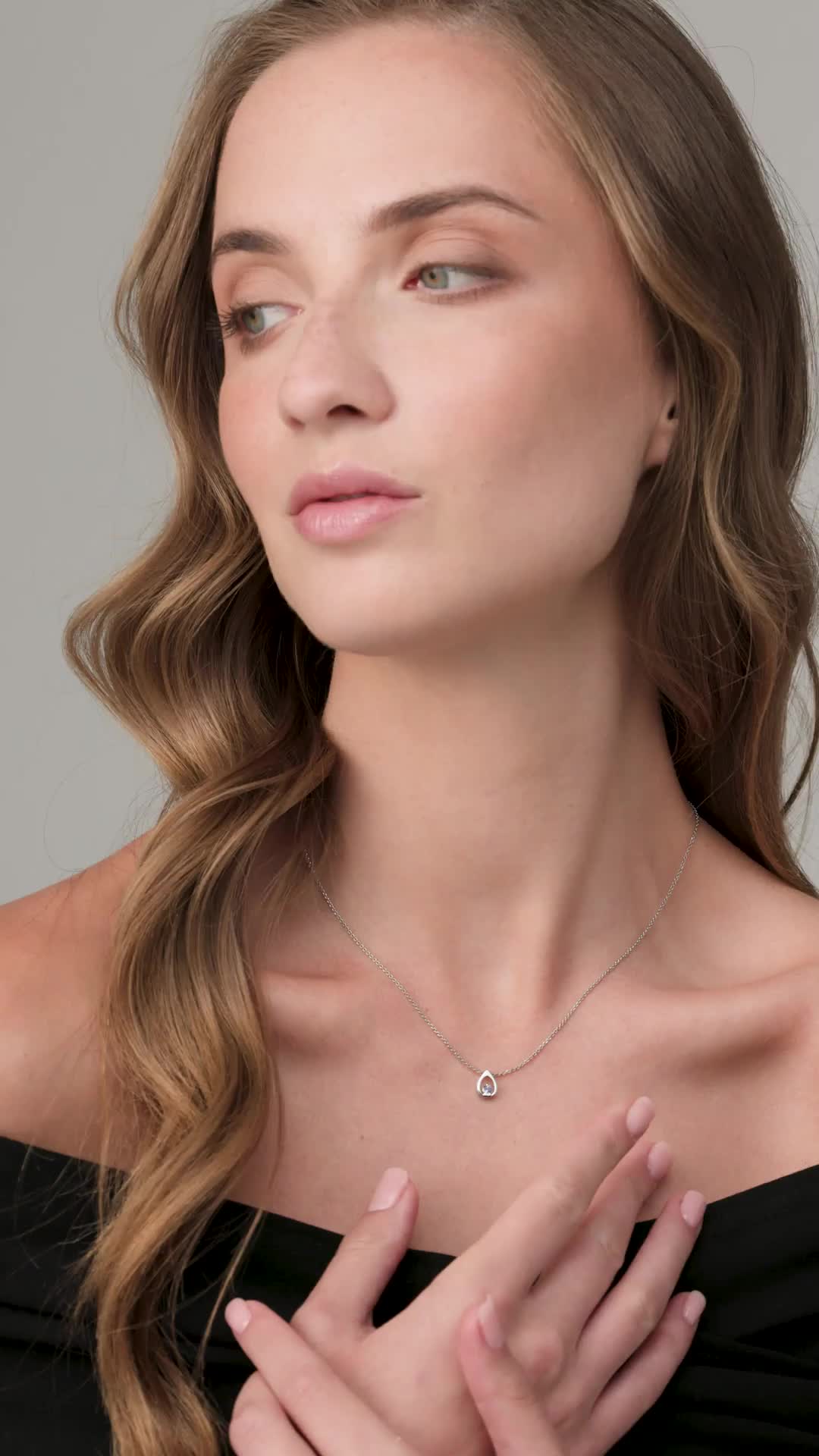 Подвеска с танзанитом из белого золота 585 пробы арт. 34093-204