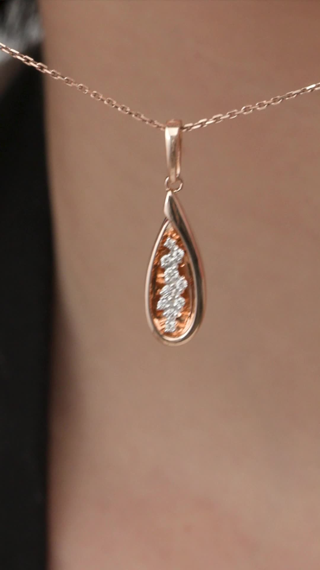 Подвеска с бриллиантами из золота 585 пробы арт. 36312-100