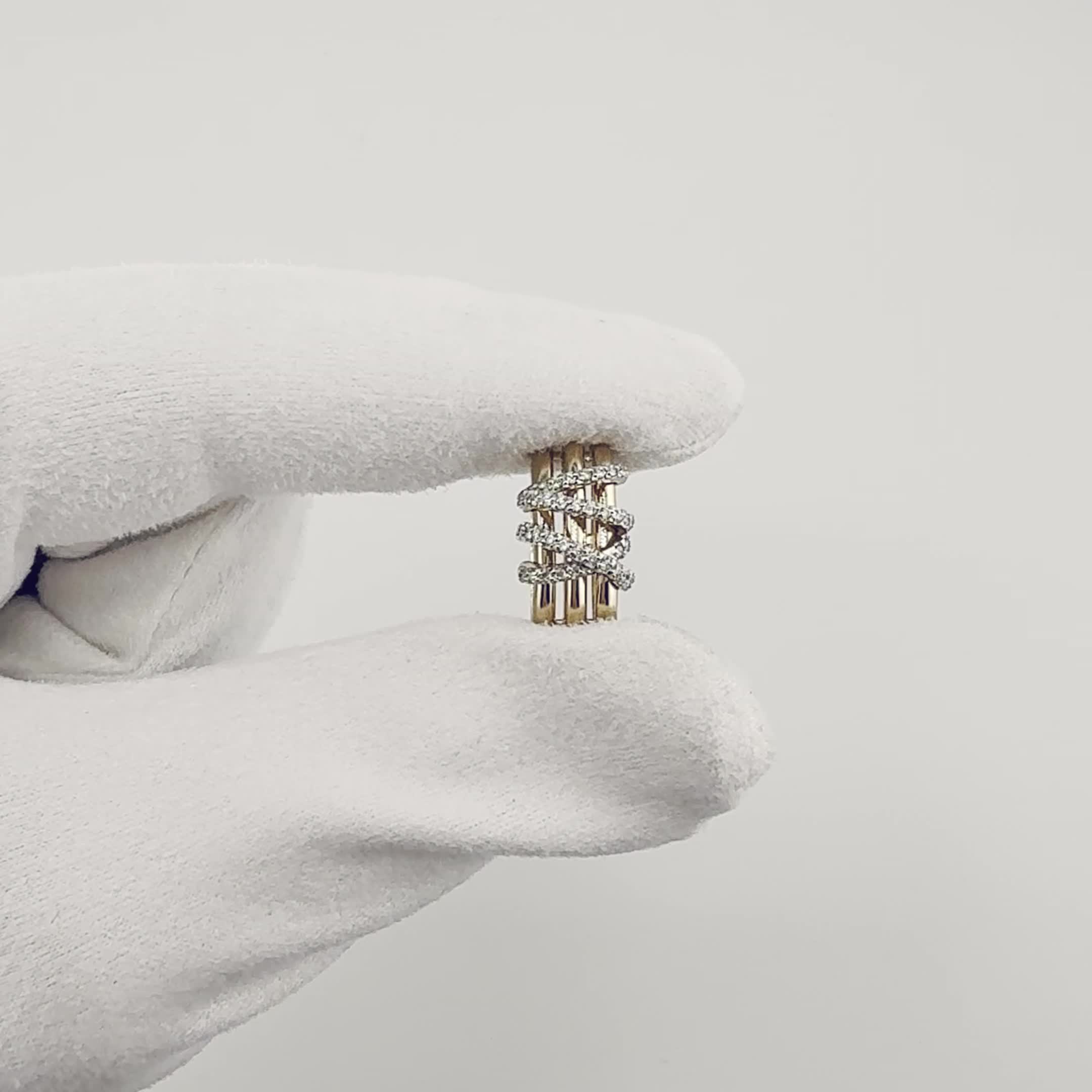 Подвеска с бриллиантами из золота 585 пробы арт. 36726-100