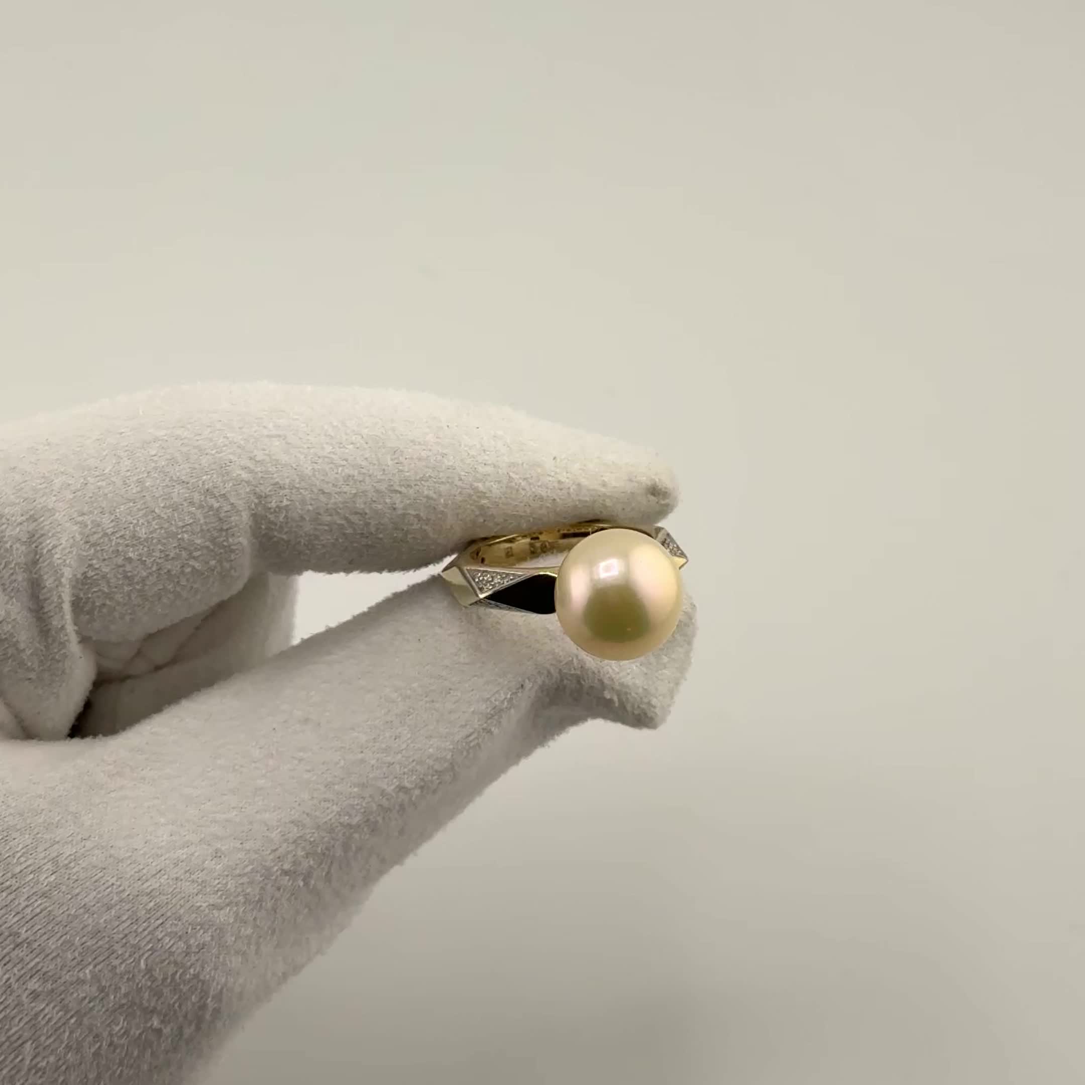 Кольцо с жемчугом и бриллиантами из желтого золота 585 пробы арт. 41008БрYEd3D12