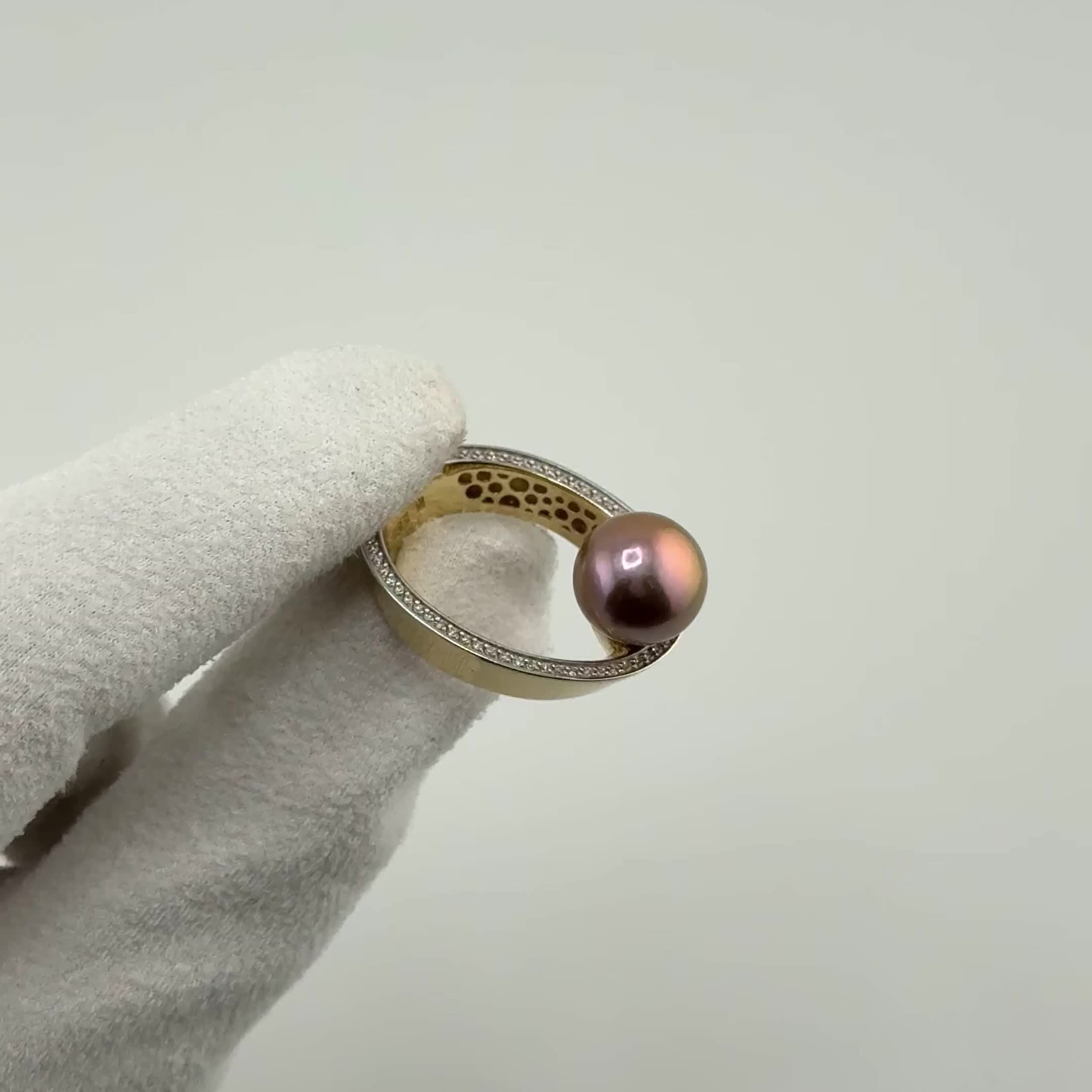 Кольцо с жемчугом и бриллиантами из золота 585 пробы арт. 41012.7БрYEd3D11